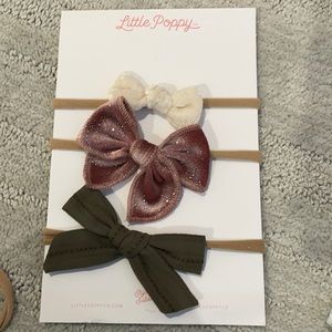 Little poppy bows EUC